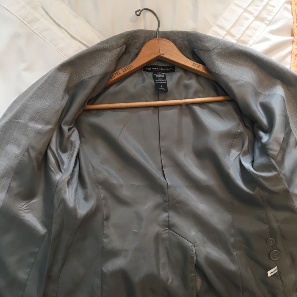 Gray Suit Jacket - Picture 8 of 8